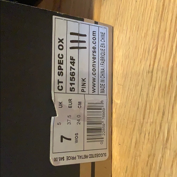 Pink Converse - Picture 2 of 4